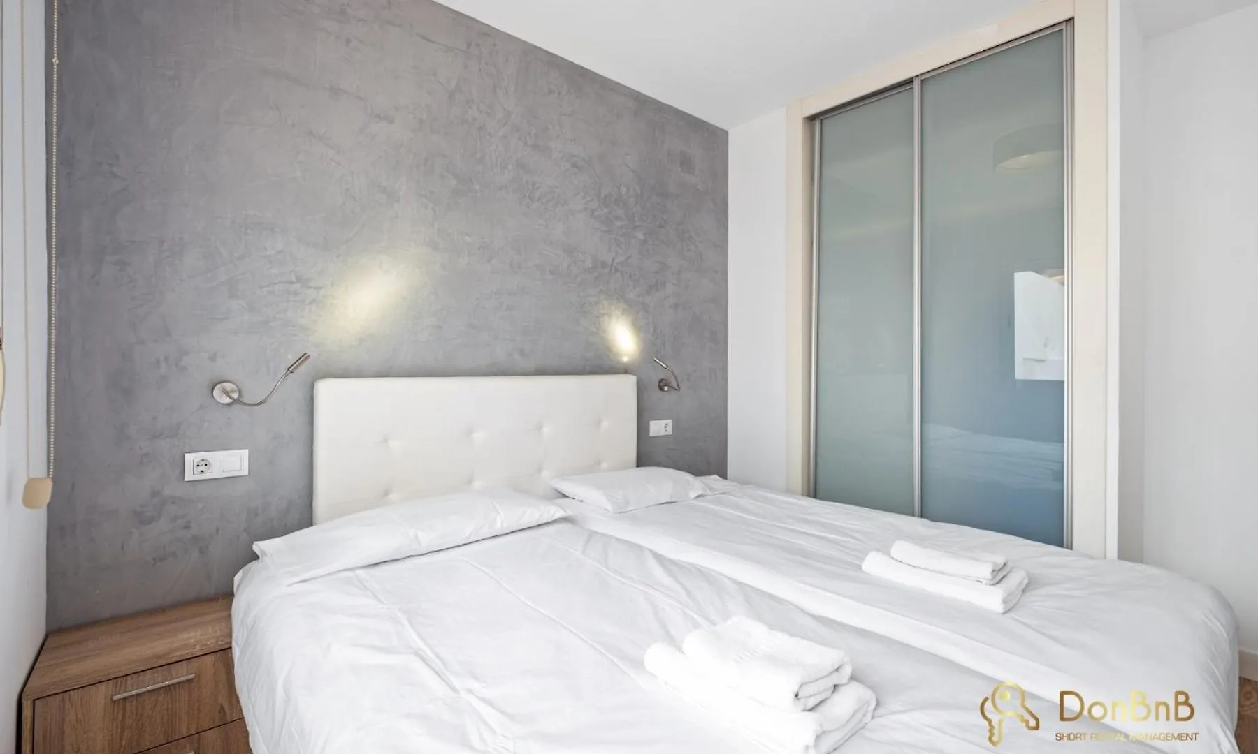 Penthouse In The Heart Of Malaga For 6 People Lejlighed 0*,